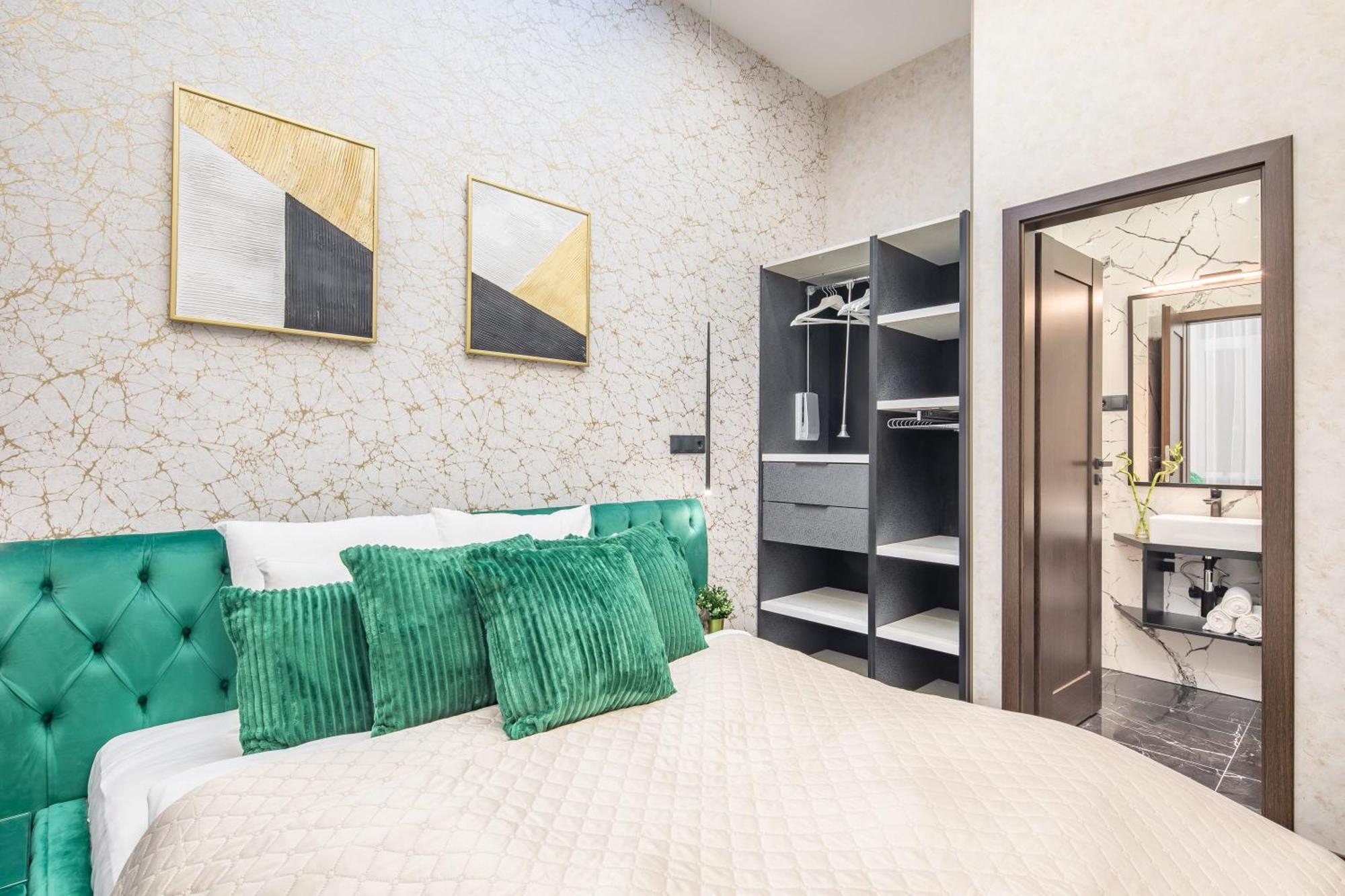 Extreme Central - Luxy Stay Boedapest Buitenkant foto